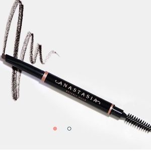 NWT | ANASTASIA BEVERLY HILLS | BROW DEFINER | BAG INCLUDED